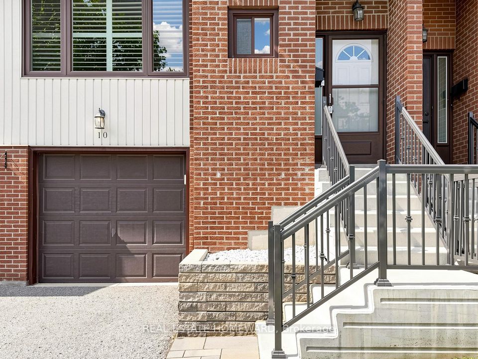 Condo Townhouse at 765 Oklahoma Drive 10, Pickering, ON L1W 3C9, Pickering