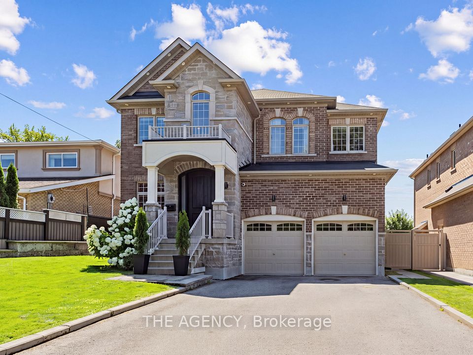 576 Oakwood Drive, Pickering, ON L1W 2W7 at 576 Oakwood Drive, Pickering, ON L1W 2W7, Pickering, ON, L1W 2W7