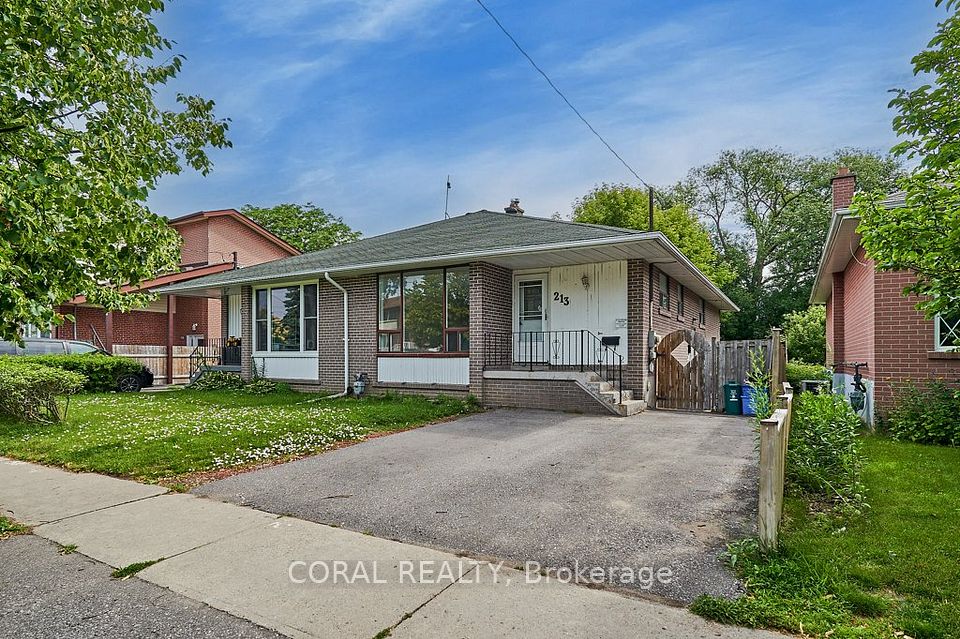 Semi-Detached at 213 Cabot Street, Oshawa, ON L1J 5S2, Oshawa