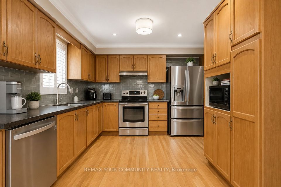 Detached at 81 Garden Street, Whitby, ON L1N 9E7, Whitby