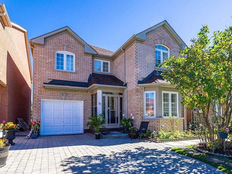Detached at 92 Knotwood Crescent Main & 2nd, Toronto, ON M1X 1Y8, Toronto E11