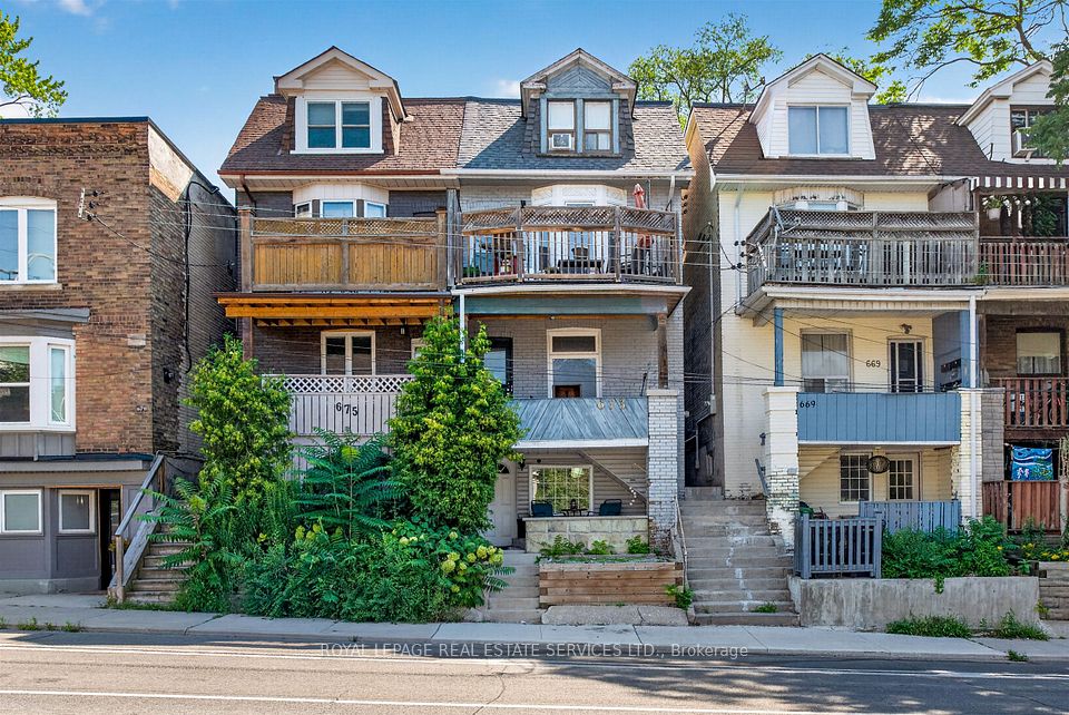 Duplex at 673 Woodbine Avenue 2, Toronto, ON M4E 2J3, Toronto E02