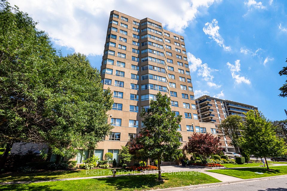 4 Park Vista Drive 912, Toronto, ON M4B 3M8 at 4 Park Vista Drive 912, Toronto, ON M4B 3M8, Toronto E03, ON, M4B 3M8