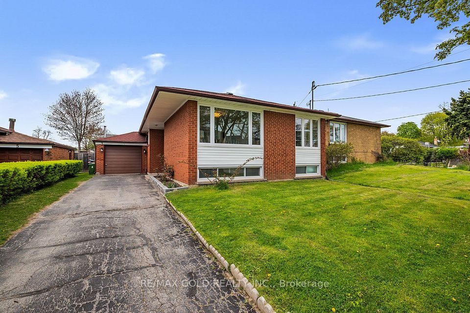 3 Willamere Drive, Toronto, ON M1M 1W5 at 3 Willamere Drive, Toronto, ON M1M 1W5, Toronto E08, ON, M1M 1W5