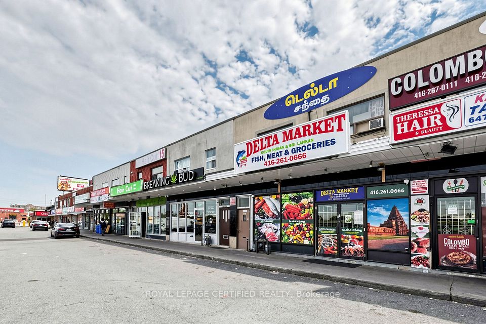 2679 Eglinton Avenue E 8, Toronto, ON M1K 2S2