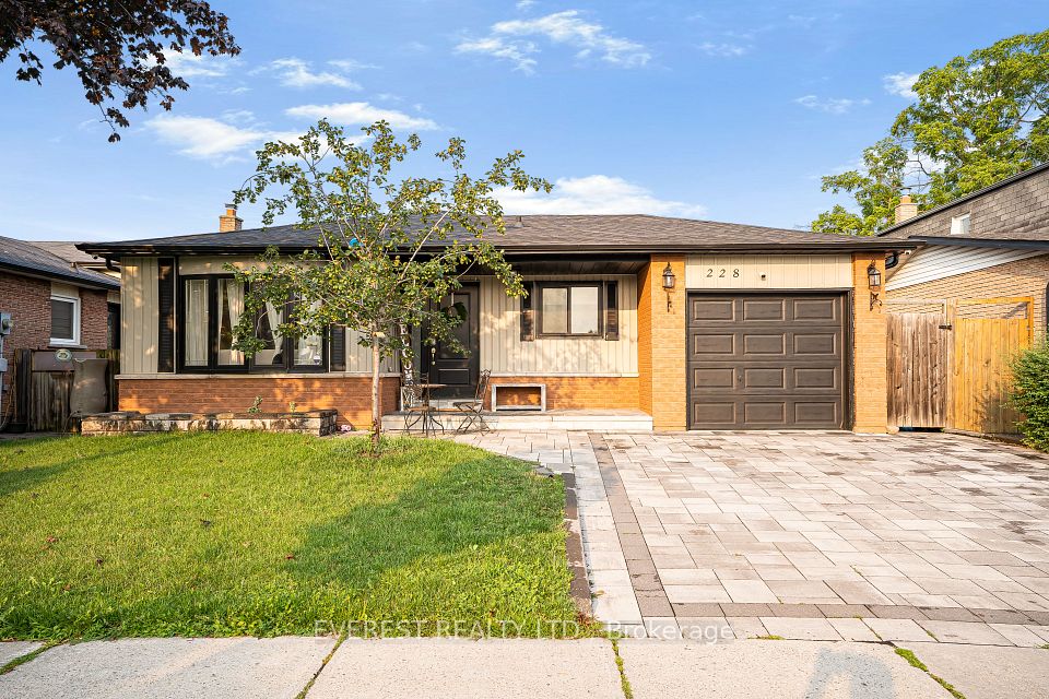 228 Michael Boulevard, Whitby, ON L1N 6E6 at 228 Michael Boulevard, Whitby, ON L1N 6E6, Whitby, ON, L1N 6E6