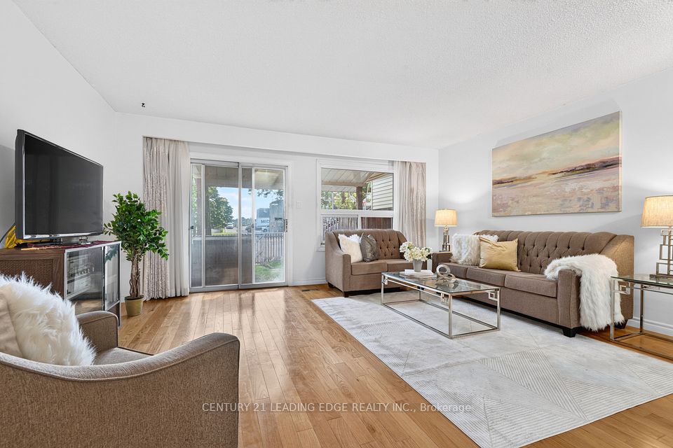 58 Valdor Drive, Toronto, ON M1V 1R4 at 58 Valdor Drive, Toronto, ON M1V 1R4, Toronto E07, ON, M1V 1R4