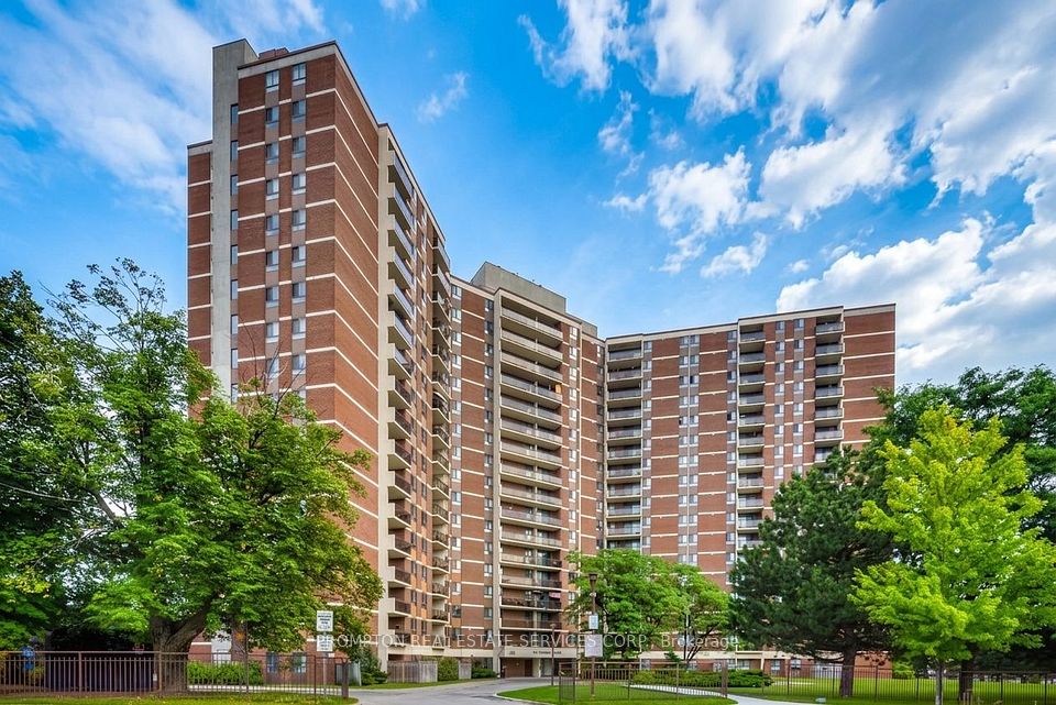 121 Trudelle Drive 104, Toronto, ON M1J 3K4 at 121 Trudelle Drive 104, Toronto, ON M1J 3K4, Toronto E08, ON, M1J 3K4