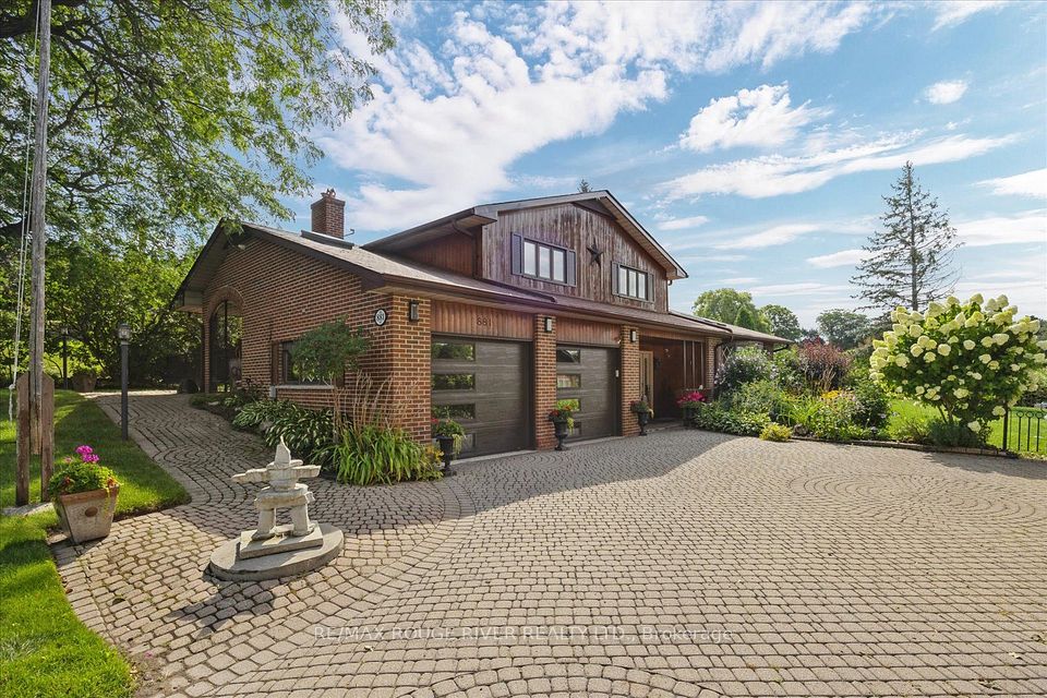 881 Swiss Heights Drive, Oshawa, ON L1K 2B1 at 881 Swiss Heights Drive, Oshawa, ON L1K 2B1, Oshawa, ON, L1K 2B1