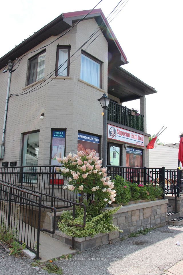 73 Ontario Street, Oshawa, ON L1G 4Y9