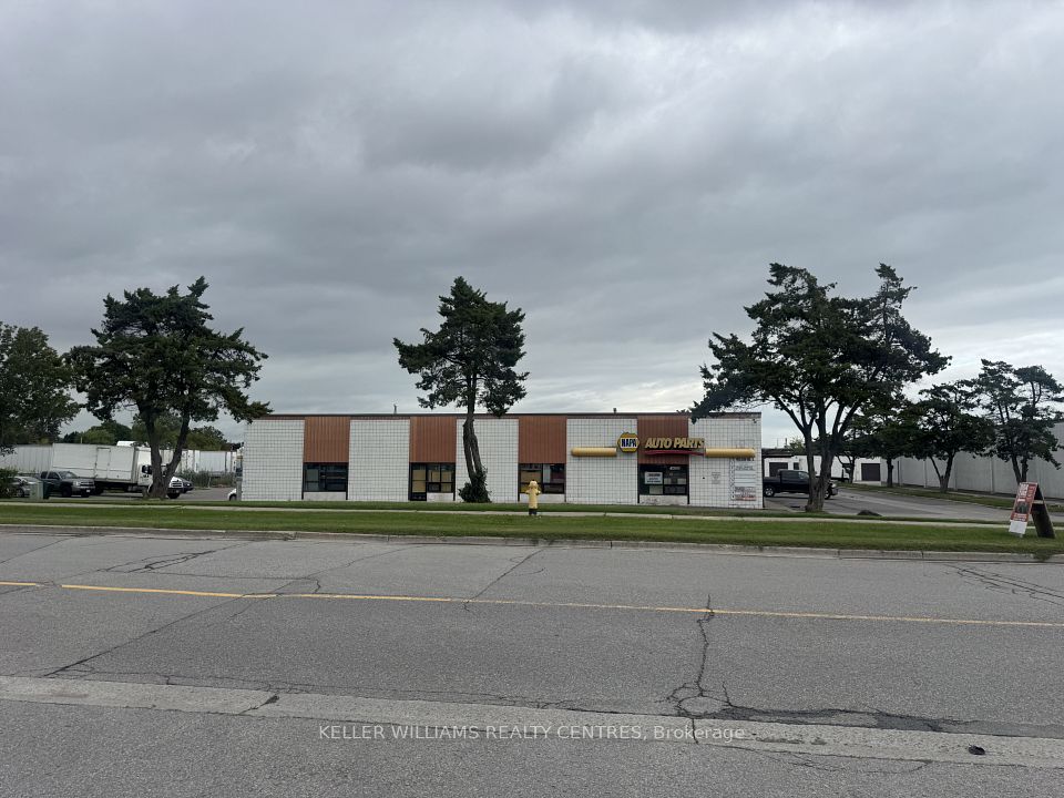 717 Wilson Road S 2, Oshawa, ON L1H 6E9