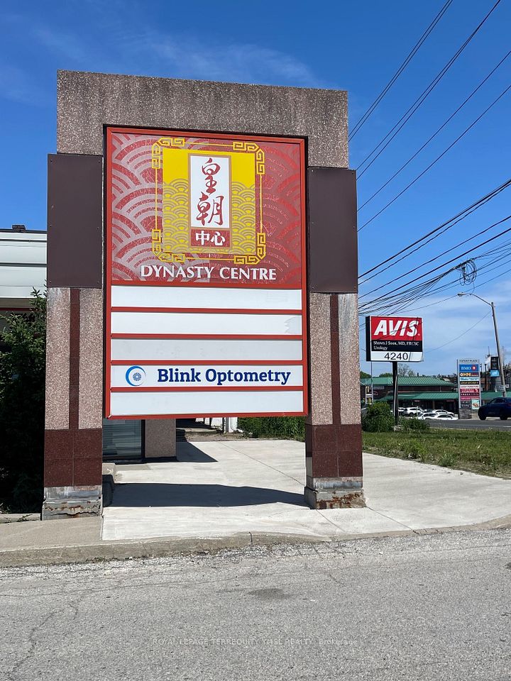 8 Glen Watford Drive F10-F11, Toronto, ON M1S 2B9