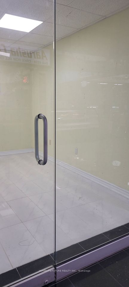 5215 Finch Avenue E 263, Toronto, ON M1S 0C2