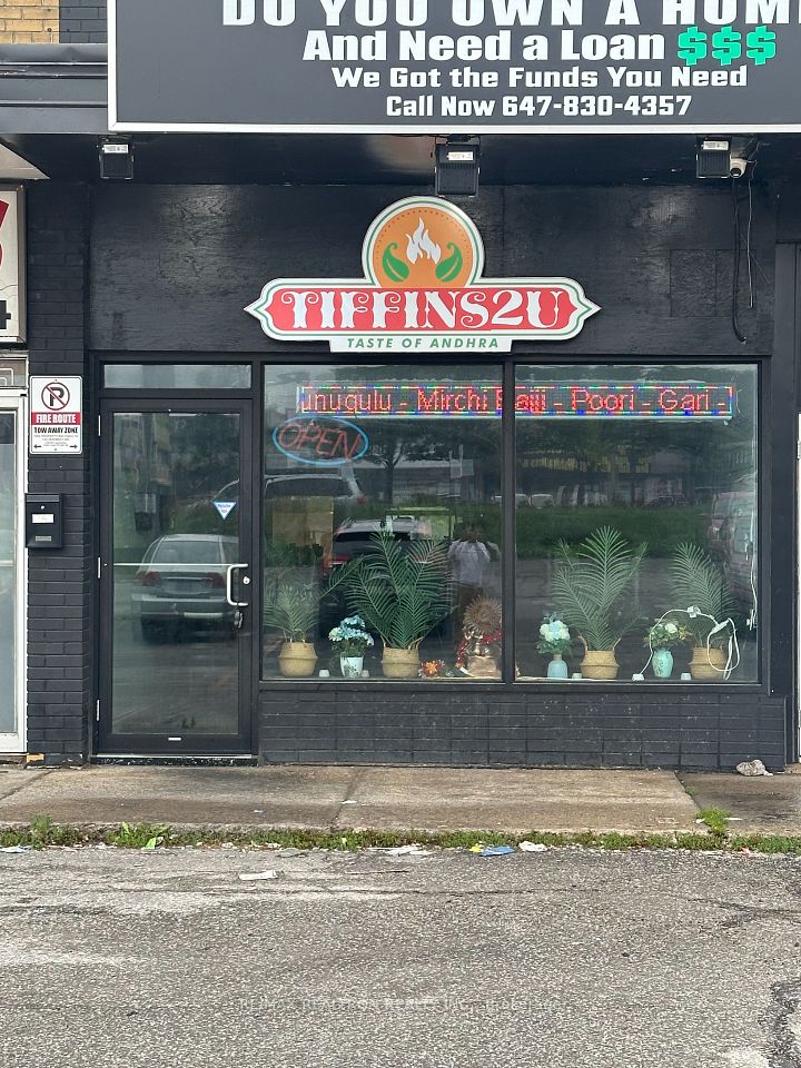 1352 Kennedy Road MAIN, Toronto, ON M1P 2L7