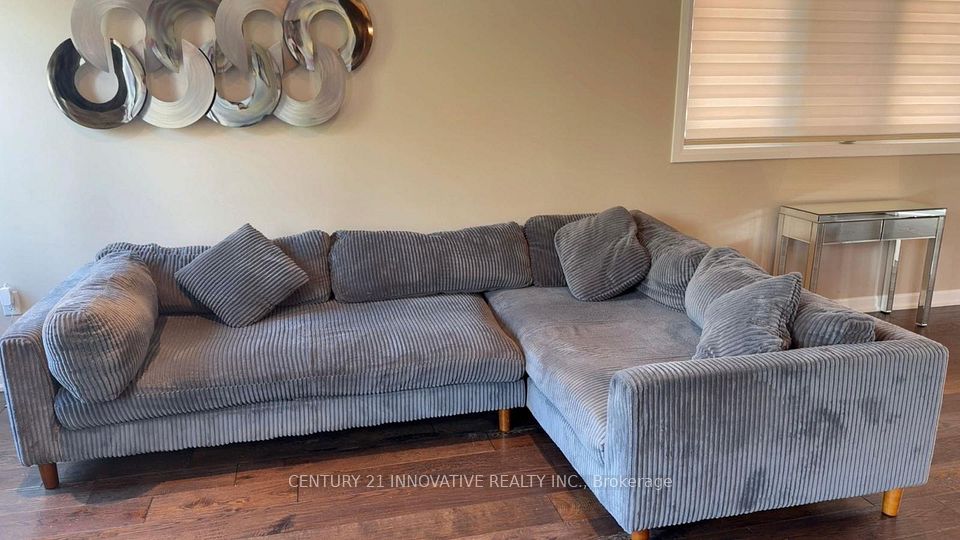 Semi-Detached  at 188 Barkley Crescent, Oshawa, ON L1J 2E6, Oshawa
