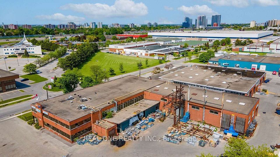 1615 Warden Avenue, Toronto, ON M1R 2T3