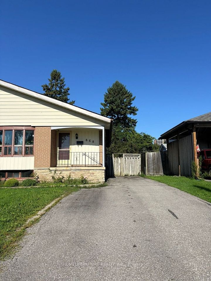 Semi-Detached  at 868 Chapleau Drive Bsmt, Pickering, ON L1W 1P4, Pickering