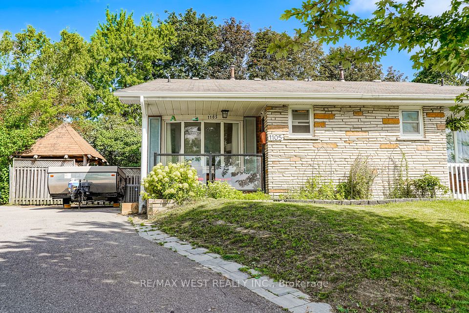 1105 Valley Court, Oshawa, ON L1J 3M4 at 1105 Valley Court, Oshawa, ON L1J 3M4, Oshawa, ON, L1J 3M4