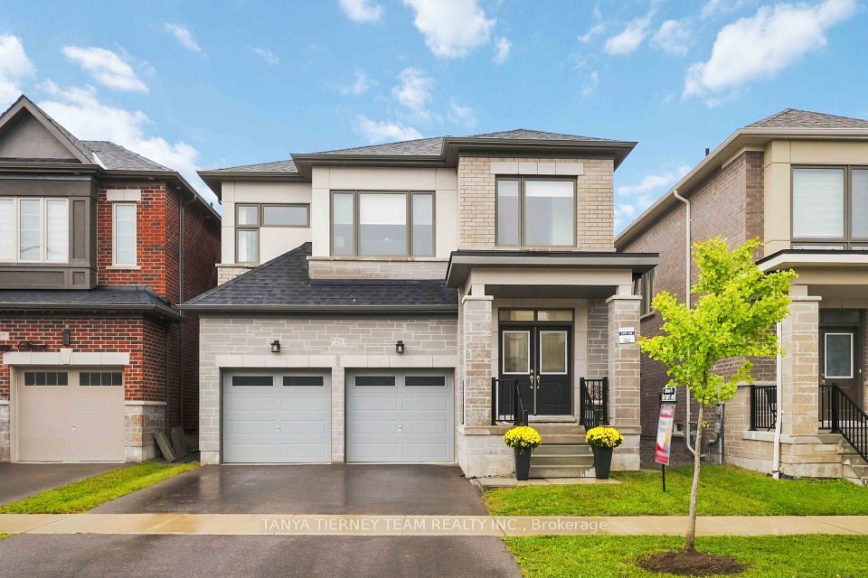 Detached at 29 Vickery Street, Whitby, ON L1P 0L2, Whitby