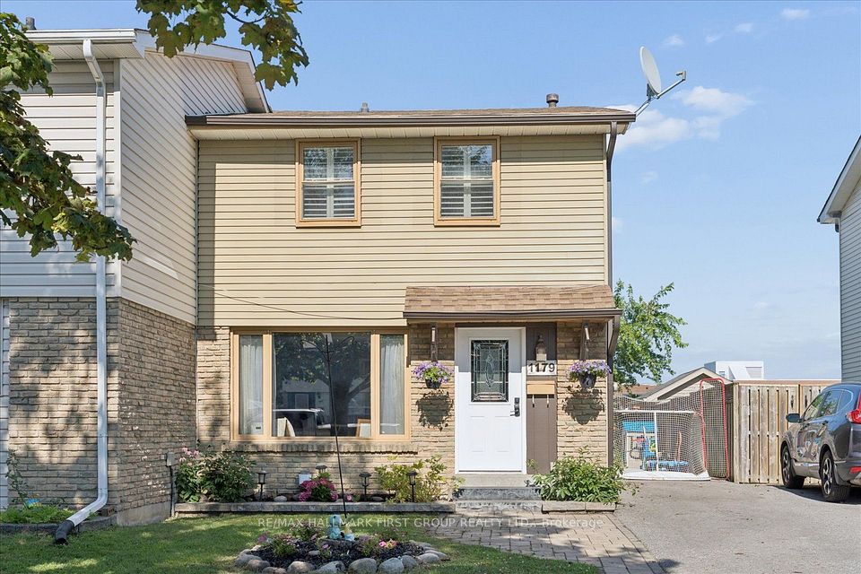 Semi-Detached at 1179 Oxford Street, Oshawa, ON L1J 3W4, Oshawa