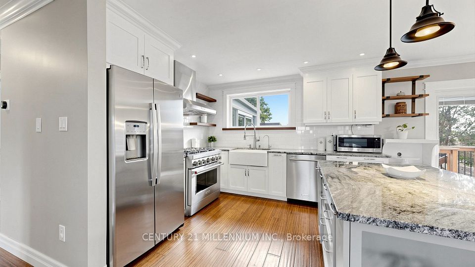 Detached at 938 Greenwood Crescent, Whitby, ON L1N 1C8, Whitby