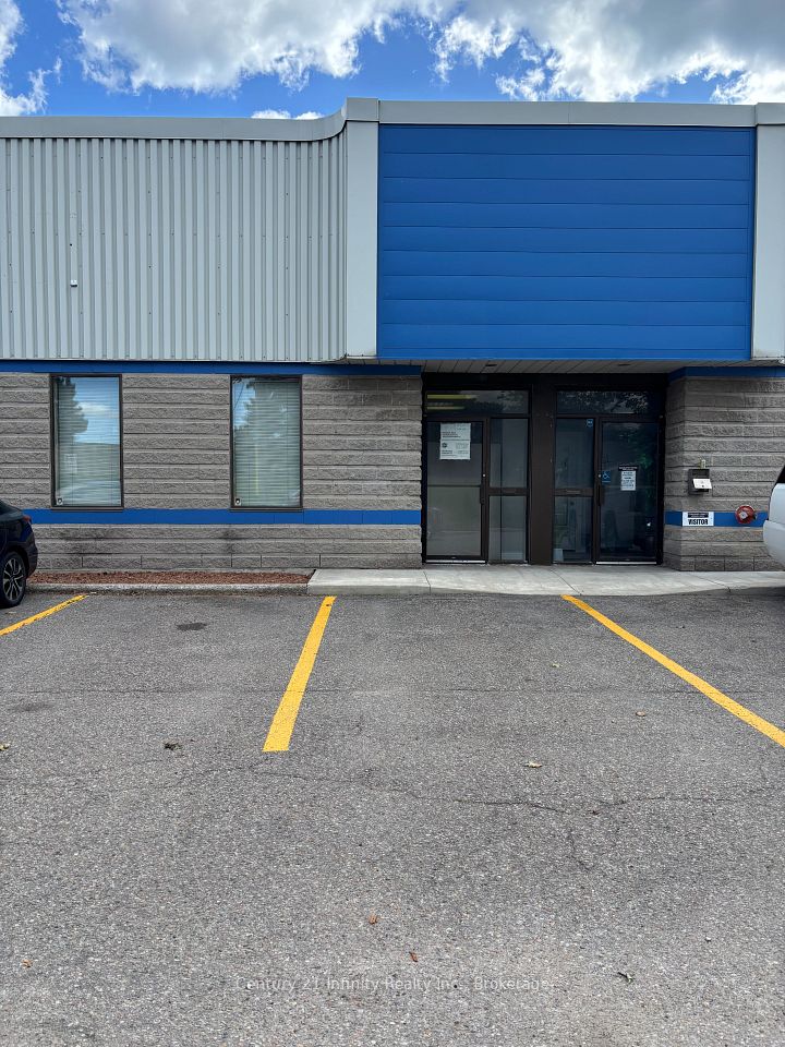 1751 Wentworth Street 14-15, Whitby, ON L1N 8R6