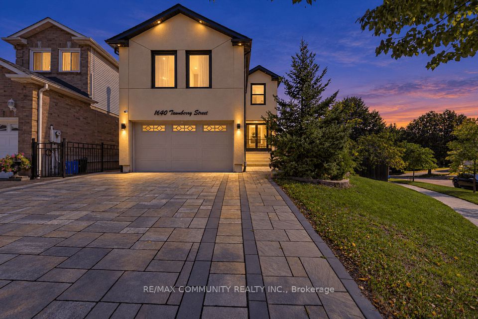 Detached at 1640 Tawnberry Street Basement, Pickering, ON L1X 2C2, Pickering