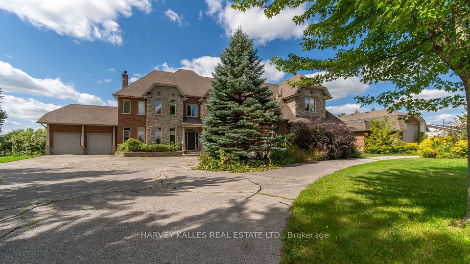7472 Ashburn Road, Whitby, ON L1M 1L4