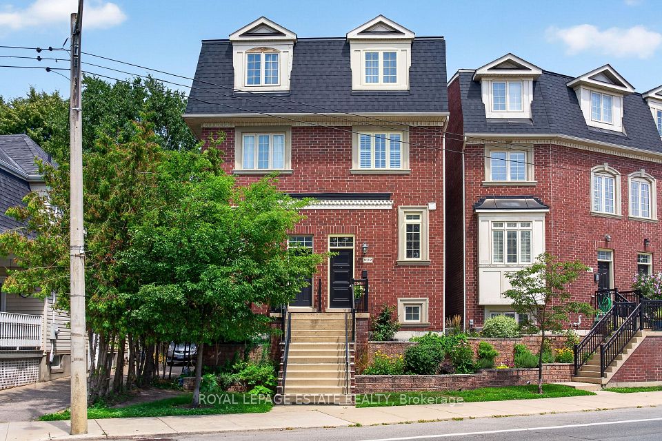 2112 Dundas Street E, Toronto, ON M4L 1N1 at 2112 Dundas Street E, Toronto, ON M4L 1N1, Toronto E02, ON, M4L 1N1