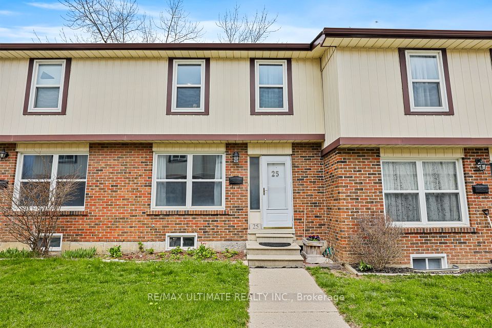 1230 Radom Street 25, Pickering, ON L1W 3B8 at 1230 Radom Street 25, Pickering, ON L1W 3B8, Pickering, ON, L1W 3B8