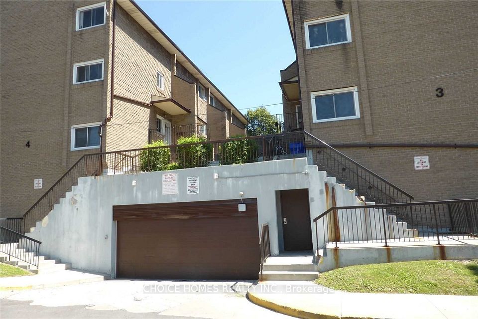 23-91 Muir Drive, Toronto, ON M1M 3T7 at 23-91 Muir Drive, Toronto, ON M1M 3T7, Toronto E08, ON, M1M 3T7