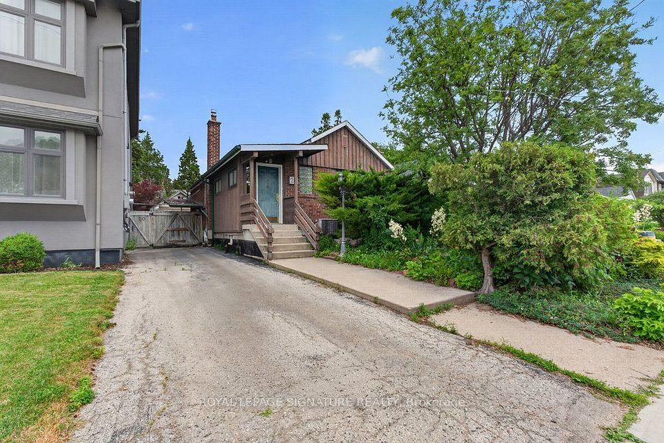 20 Tiago Avenue, Toronto, ON M4B 2A1 at 20 Tiago Avenue, Toronto, ON M4B 2A1, Toronto E03, ON, M4B 2A1
