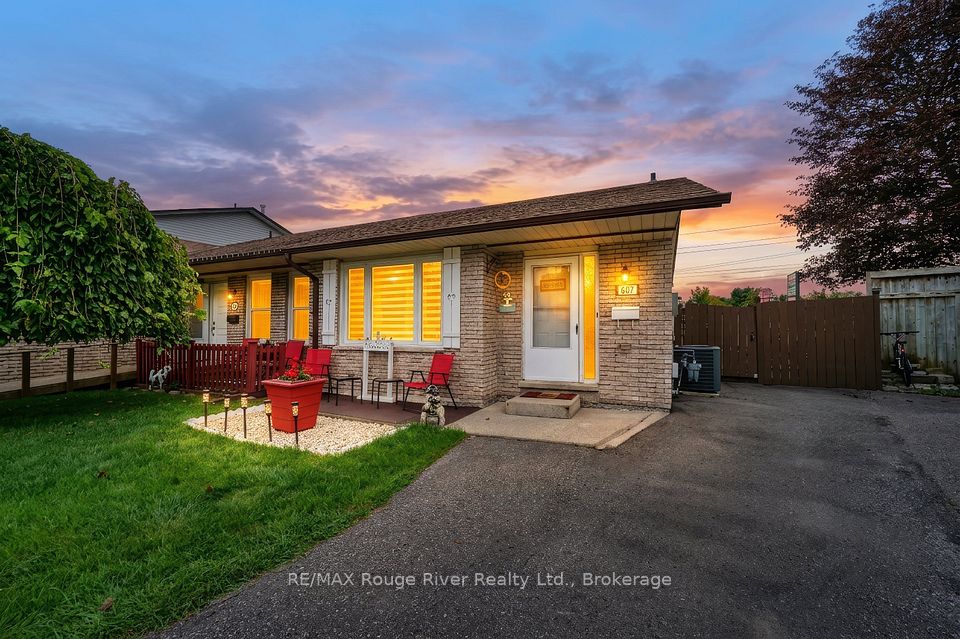 Semi-Detached  at 607 Foxrun Court, Oshawa, ON L1K 1N9, Oshawa
