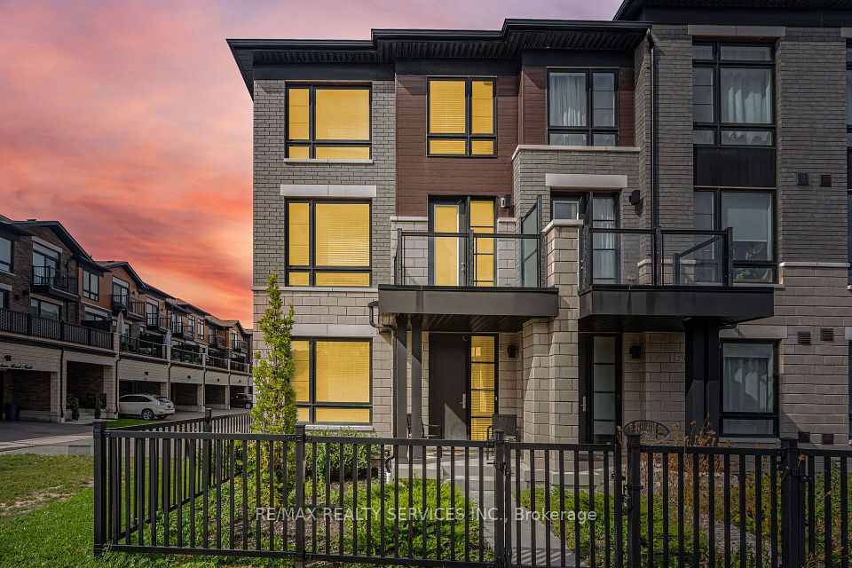 Att/Row/Townhouse at 274 Carnwith Drive E, Whitby, ON L1M 0M3, Whitby