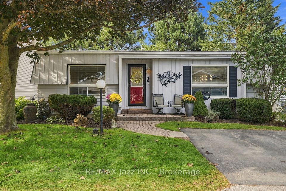 40 Wilmot Trail, Clarington, ON L1B 1B8 at 40 Wilmot Trail, Clarington, ON L1B 1B8, Clarington, ON, L1B 1B8