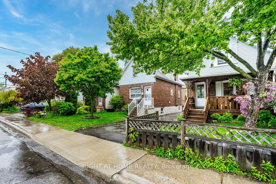 8 Savoy Avenue, Toronto, ON M8W 3X6 at 8 Savoy Avenue, Toronto, ON M8W 3X6, Toronto E03, ON, M8W 3X6