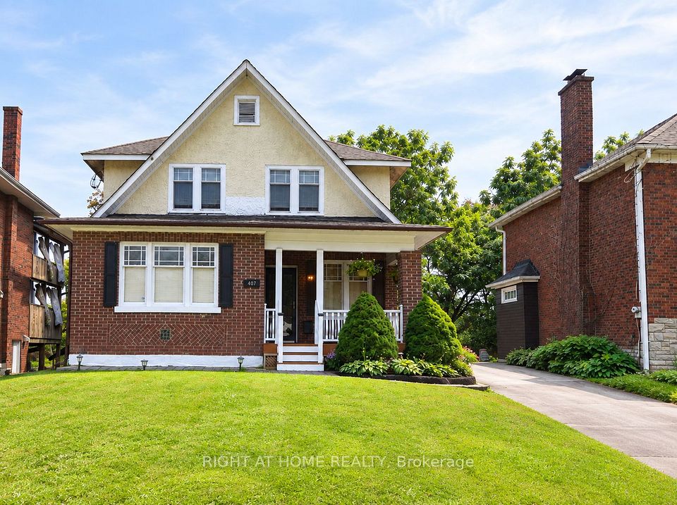 Detached at 407 King Street E, Oshawa, ON L1H 1E3, Oshawa