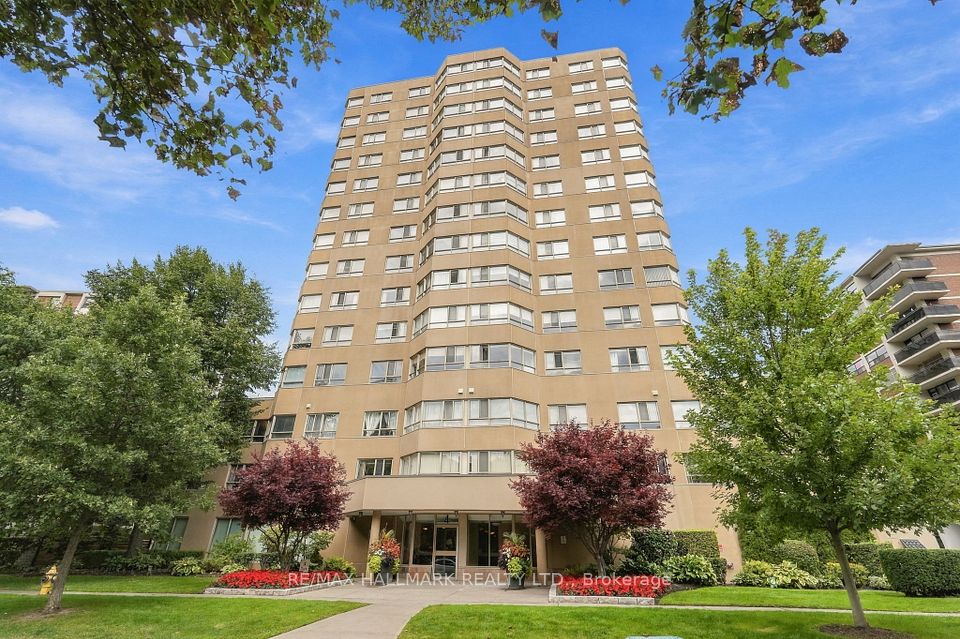 4 Park Vista 303, Toronto, ON M4B 3M8 at 4 Park Vista 303, Toronto, ON M4B 3M8, Toronto E03, ON, M4B 3M8