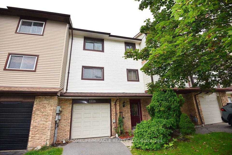 Att/Row/Townhouse at 1338 Brands Court, Pickering, ON L1V 2V4, Pickering