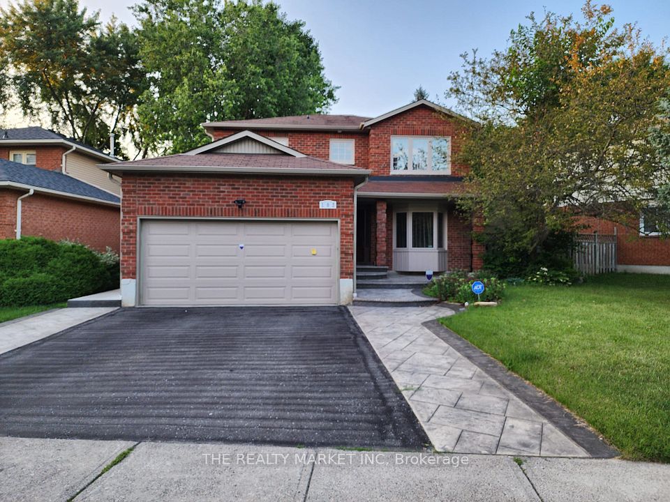 Detached at 102 William Stephenson Drive Room, Whitby, ON L1N 8T1, Whitby