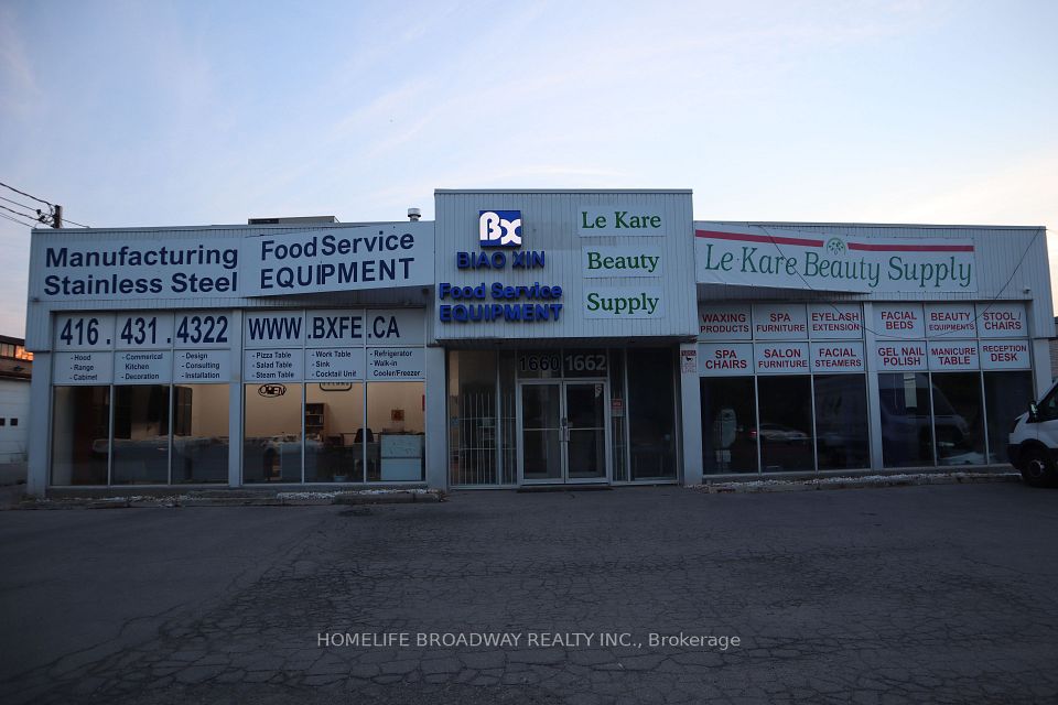 1662 Midland Avenue, Toronto, ON M1P 3C2