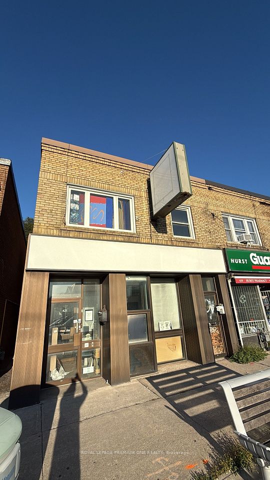 421,  421A Donlands Avenue, Toronto, ON M4J 3S2