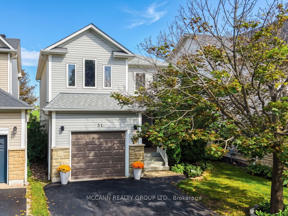 Detached at 31 Hatch Street, Whitby, ON L1M 2H8, Whitby