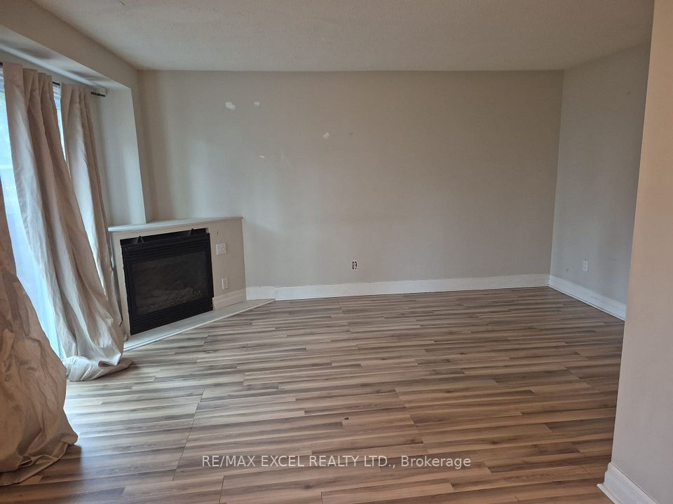 111 Bradstone Square, Toronto, ON M1B 1W1 at 111 Bradstone Square, Toronto, ON M1B 1W1, Toronto E11, ON, M1B 1W1