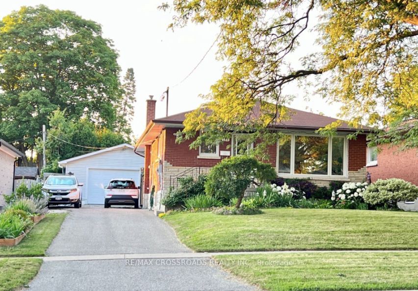 Detached at 636 Shakespeare Avenue, Oshawa, ON L1H 3H9, Oshawa