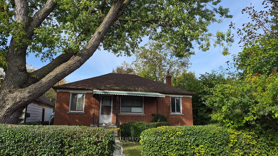228 South Woodrow Boulevard, Toronto, ON M1N 3L9 at 228 South Woodrow Boulevard, Toronto, ON M1N 3L9, Toronto E06, ON, M1N 3L9