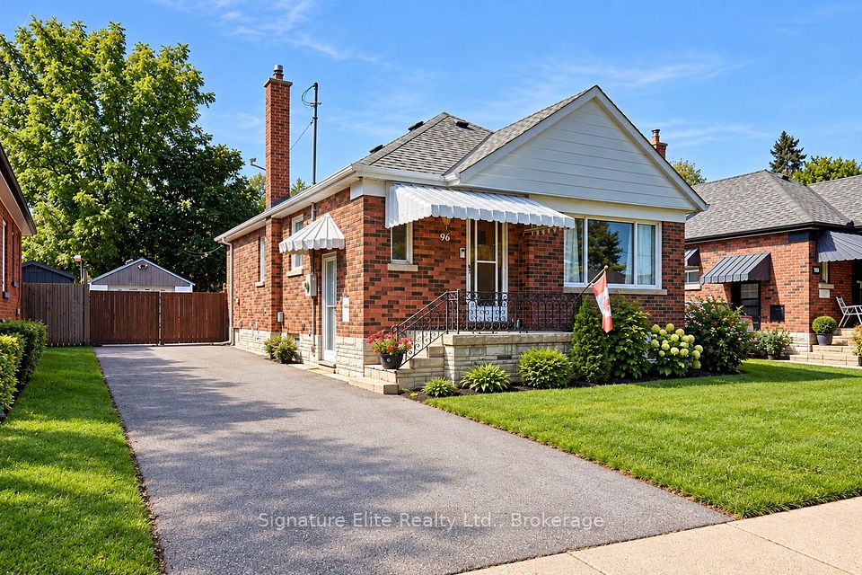 Detached at 96 Oakes Avenue, Oshawa, ON L1G 6C6, Oshawa