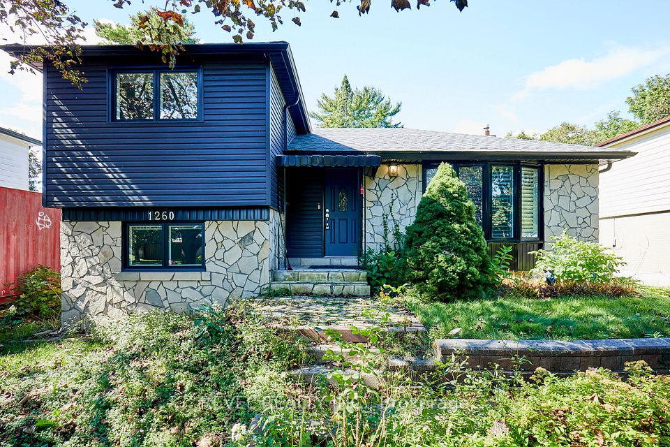 Detached at 1260 Ilona Park Road, Pickering, ON L1W 1E4, Pickering