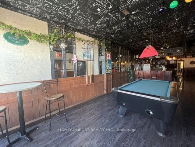 2662 Danforth Avenue, Toronto, ON M4C 1L7
