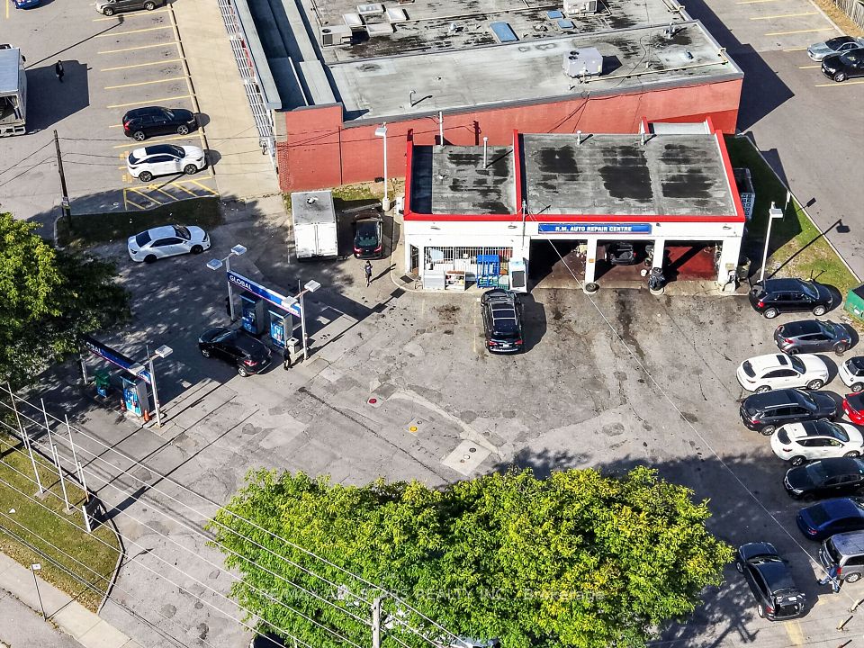 4418 Kingston Road, Toronto, ON M1E 2N4